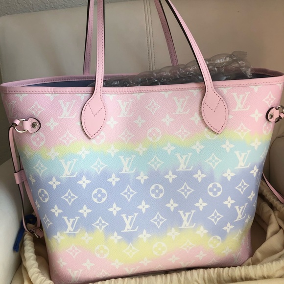 Louis Vuitton Handbags - Louis Vuitton Escale Neverfull